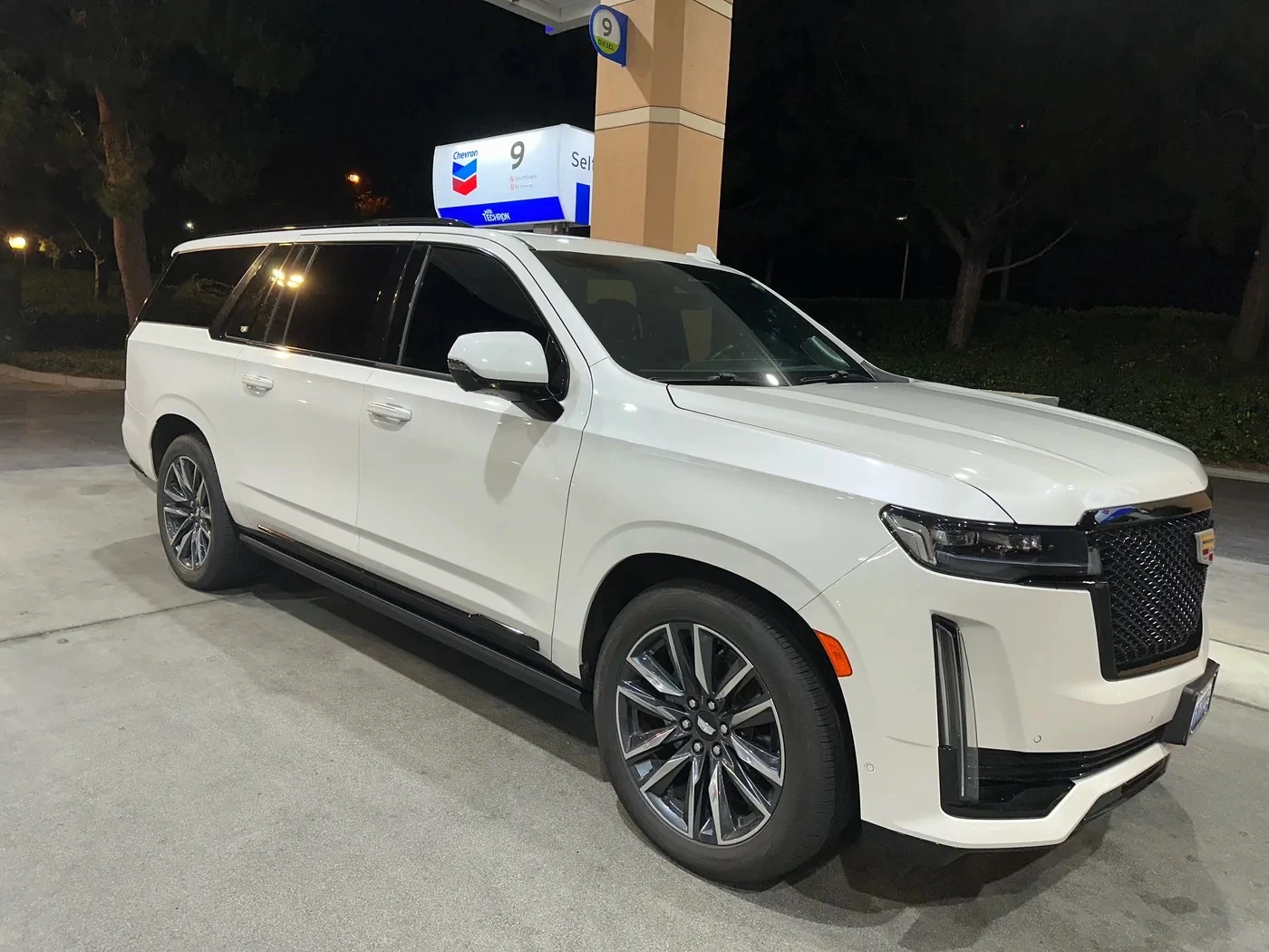 Cadillac Escalade ESV